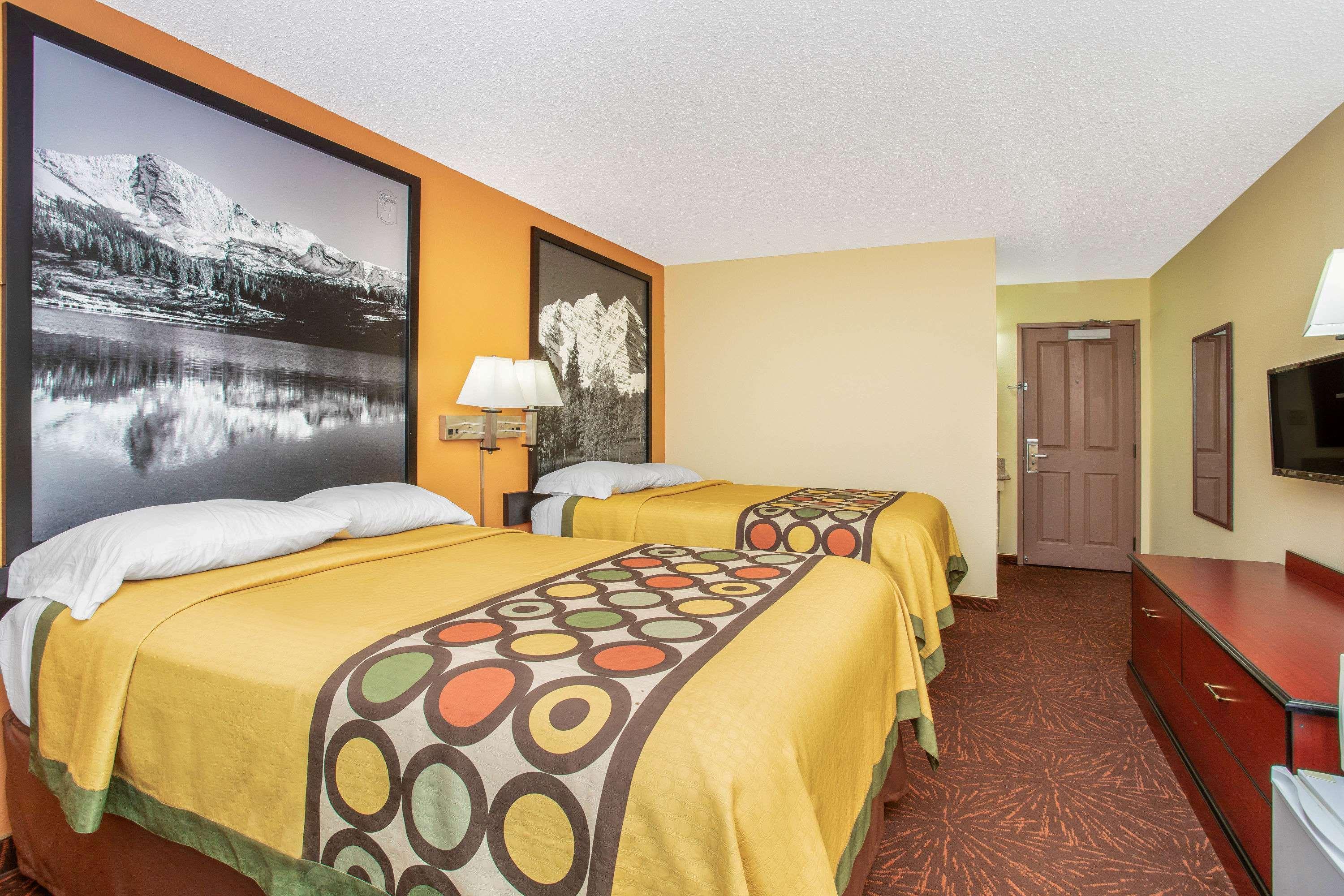 Oyo Hotel Castle Rock Co Downtown Extérieur photo