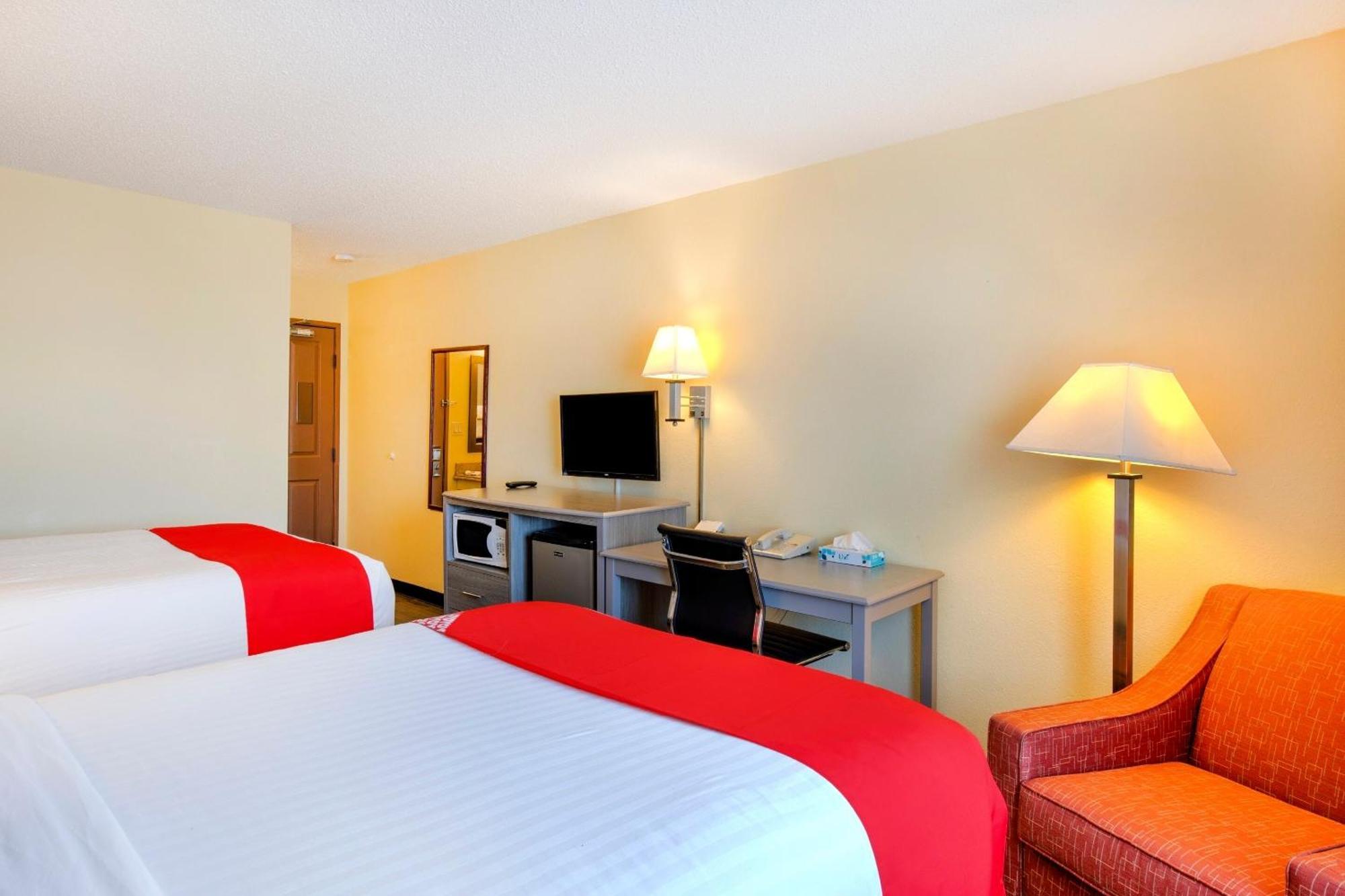 Oyo Hotel Castle Rock Co Downtown Extérieur photo