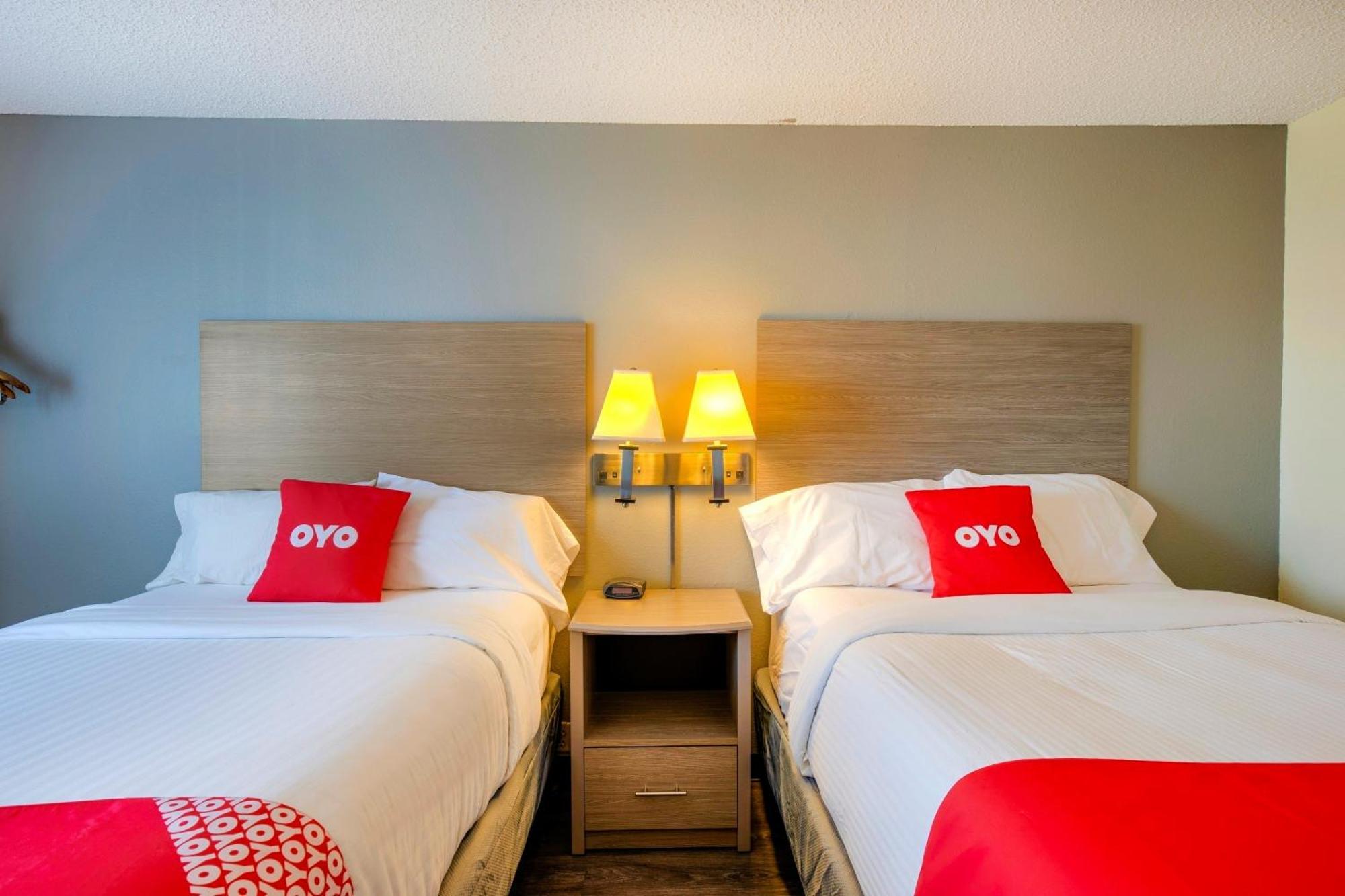 Oyo Hotel Castle Rock Co Downtown Extérieur photo