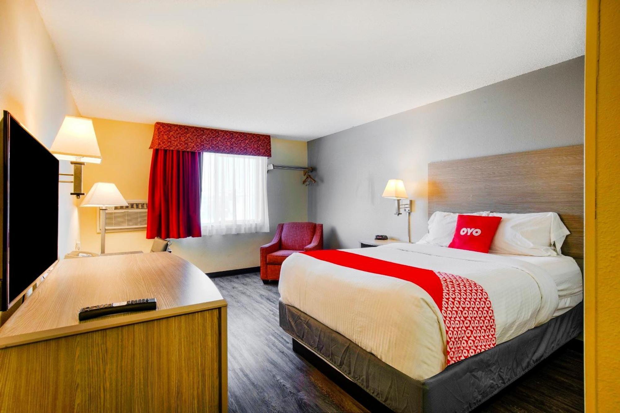 Oyo Hotel Castle Rock Co Downtown Extérieur photo